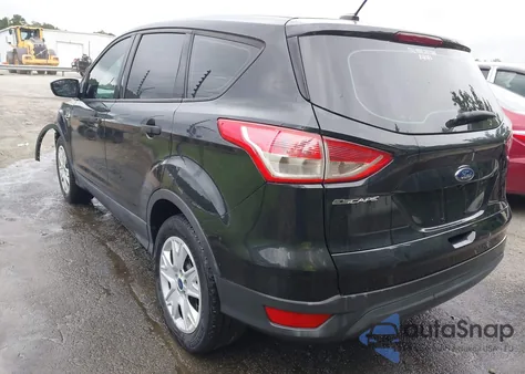 2015 Ford Escape S из США, поврежденный, VIN 1FMCU0F77FUB16010